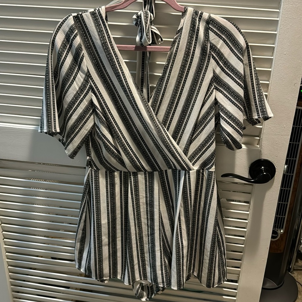 White and black romper TRIXXI medium